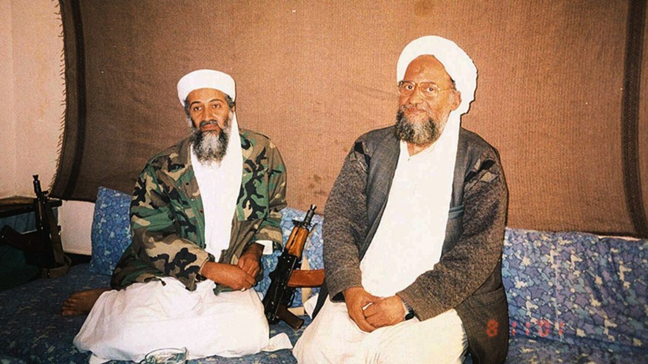 ATTACK AFGHAN CAPTION CORRECTION - CORRECTING IDENTIFICATION IN HEADLINE
Osama bin Laden (L) sits with his adviser Ayman al-Zawahiri, an
Egyptian linked to the al Qaeda network, during an interview with
Pakistani journalist Hamid Mir (not pictured) in an image supplied by
the respected Dawn newspaper November 10, 2001. In the article, which
was published on Saturday in Karachi, bin Laden said he had nuclear and
chemical weapons and might use them in response to U.S. attacks. Mir
told Reuters he held the two-hour intervi