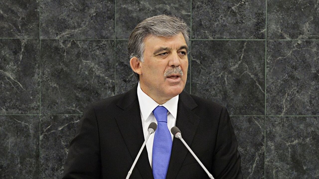 UN-ASSEMBLY/ Turkish President Abdullah Gul addresses the 68th United Nations General Assembly in New York, September 24, 2013. REUTERS/Andrew Burton/Pool (UNITED STATES - Tags: POLITICS) - RTX13XT5