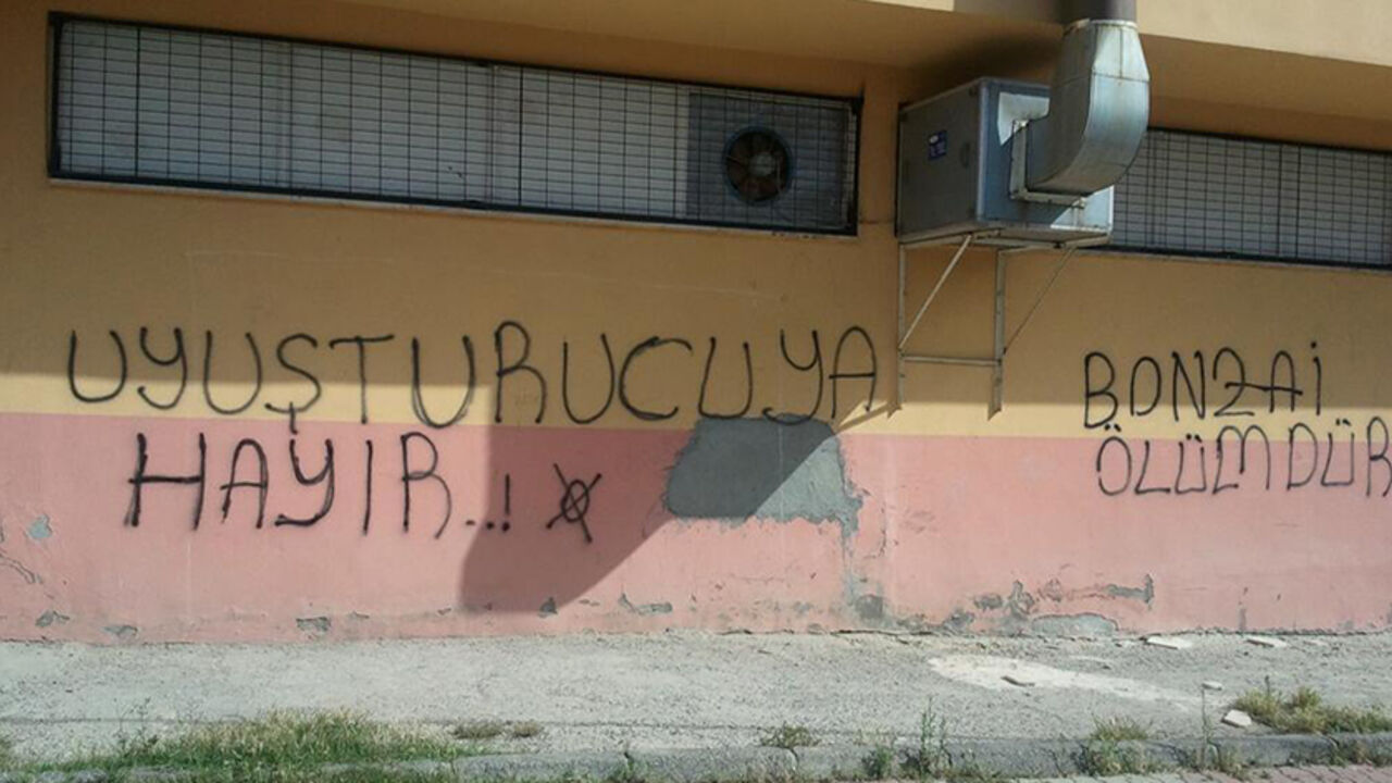 BrCjSeuCIAI1g73.jpg