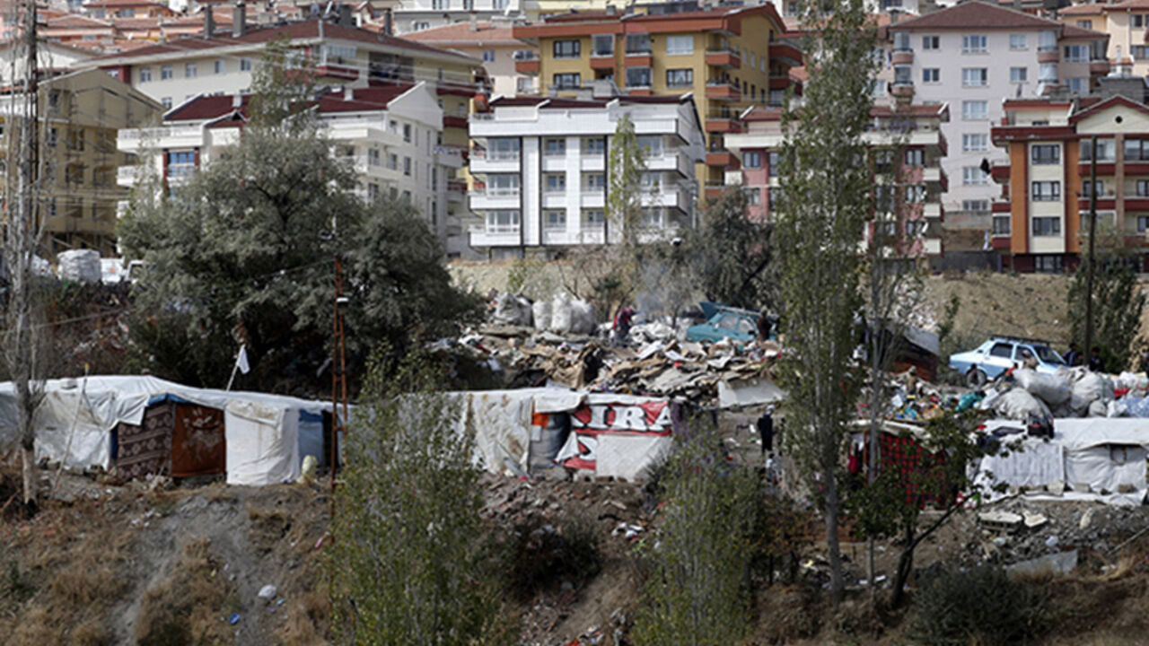 Makeshift tents of Syrian refugees are seen in a wooded area in central Ankara Makeshift tents of Syrian refugees are seen in a wooded area in central Ankara October 5, 2013. Some 150 Syrians, mostly from villages near Syria's Aleppo, prefer to settle in the central Turkish capital instead of refugee camps run by the Turkish government. According to the families, this allows them to work as daily workers. Most of them collect plastic and paper garbage from the trash cans of buildings for recycling and sell it to make money. REUTERS/Umit Bektas (TURKEY - Tags: SOCIETY IMMIGRATION POLIT