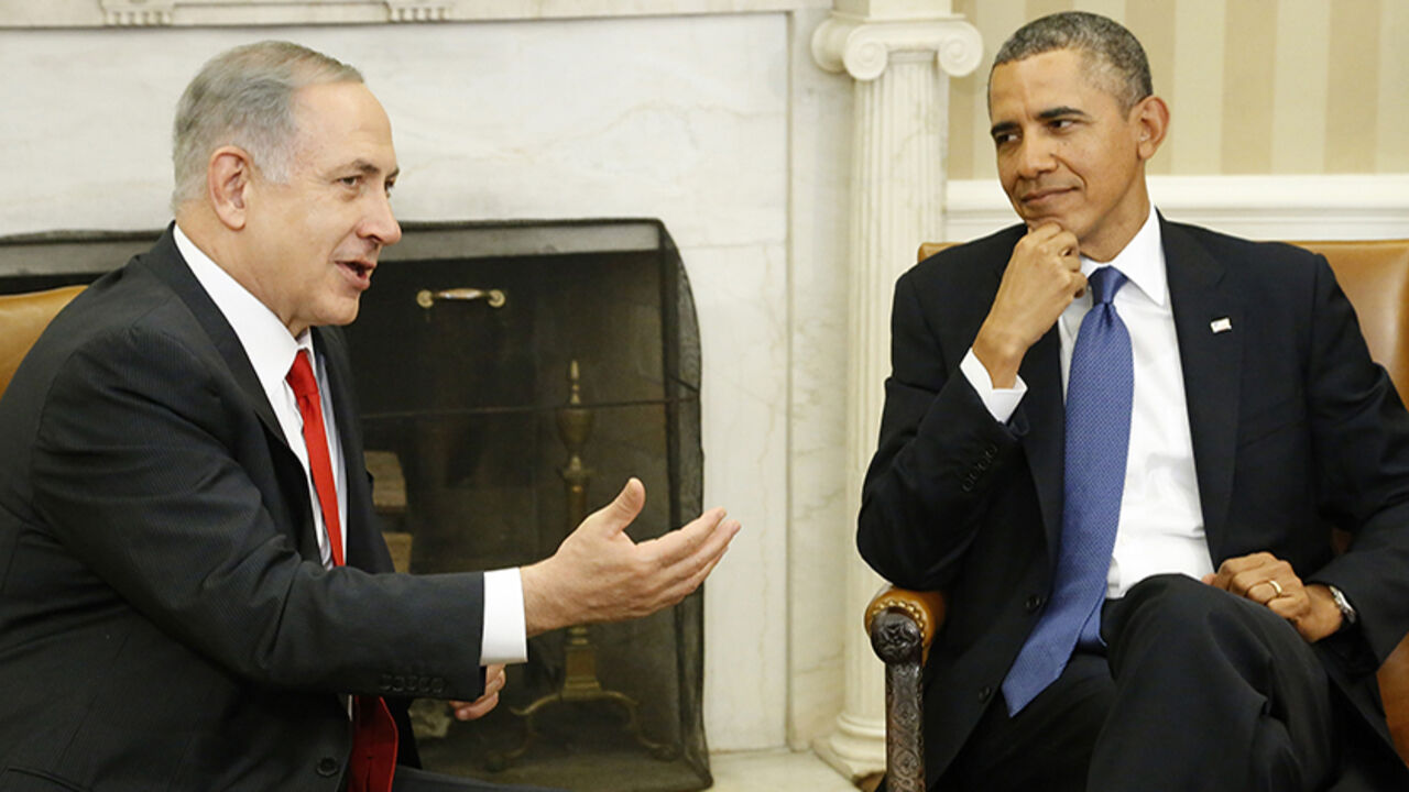 Netanyahu meets with Obama in the Oval Office of the White House in Washington Israel's Prime Minister Benjamin Netanyahu (L) meets with U.S. President Barack Obama in the Oval Office of the White House in Washington March 3, 2014. REUTERS/Jonathan Ernst (UNITED STATES - Tags: POLITICS) - RTR3FZYX