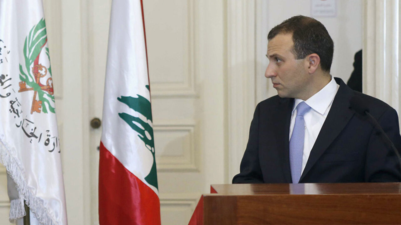 German Foreign Minister Steinmeier speaks with Lebanon's Foreign Minister Bassil during a news conference in Beirut German Foreign Minister Frank-Walter Steinmeier speaks with Lebanon's Foreign Minister Gebran Bassil during a news conference in Beirut May 29, 2014. REUTERS/Mohamed Azakir (LEBANON - Tags: POLITICS) - RTR3RFF8