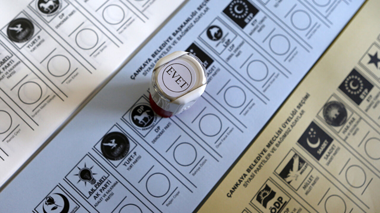 Ballots are seen under a stamp at a polling station in Ankara Ballots are seen under a stamp, with the word "yes", at a polling station in Ankara March 30, 2014. Prime Minister Tayyip Erdogan looks set to win Sunday's municipal elections that have become a crisis referendum on his 10-year rule as he tries to ward off graft allegations and stem a stream of damaging security leaks. REUTERS/Umit Bektas (TURKEY - Tags: POLITICS ELECTIONS) - RTR3J6TT