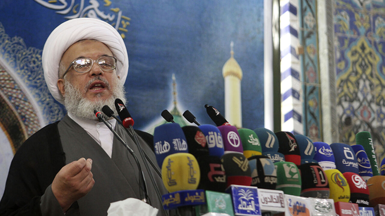 Sheikh Abdul Mehdi Al-Karbala'i speaks during Friday prayers at the Imam Hussein shrine in the holy city of Kerbala Sheikh Abdul Mehdi Al-Karbala'i speaks as he delivers the text of a sermon by Iraq's top Shi'ite cleric Grand Ayatollah Ali al-Sistani, during Friday prayers at the Imam Hussein shrine in the holy city of Kerbala August 8, 2014. Sistani called again on compatriots on Friday to unite against the "big danger" posed by Islamic State militants, whose advances prompted U.S. President Barack Obama to authorise limited bombing. In a weekly Friday sermon delivered through the spokesman in the sacred Shi'ite city of