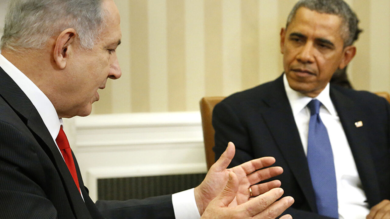 Netanyahu makes remarks as he meets with Obama in the Oval Office of the White House in Washington Israel's Prime Minister Benjamin Netanyahu (L) makes remarks as he meets with U.S. President Barack Obama in the Oval Office of the White House in Washington March 3, 2014. REUTERS/Jonathan Ernst (UNITED STATES - Tags: POLITICS) - RTR3FZZ2