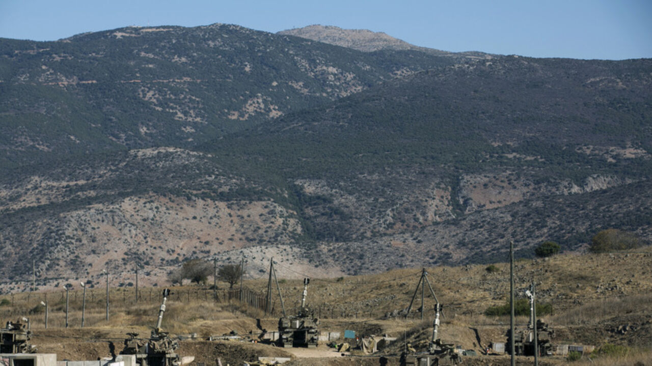 Israeli mobile artillery units point towards Lebanon near the Israel-Lebanon border, near the northern town of Kiryat Shmona Israeli mobile artillery units point towards Lebanon near the Israel-Lebanon border, near the northern town of Kiryat Shmona October 8, 2014. An attack by Hezbollah on Lebanon's border with Israel which wounded two Israeli soldiers was a message that the group remained ready to confront its old foe despite its engagement in Syria's civil war, the group's deputy leader said. The soldiers were wounded by a bomb planted by Lebanese Hezbollah fighters in the Shebaa hills, drawing Israeli artillery fire in respo