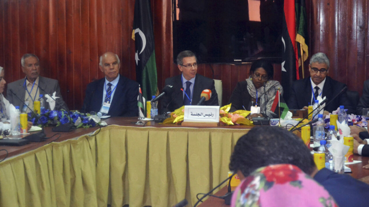 U.N. Special Envoy Bernardino Leon attends a meeting in Ghadames U.N. Special Envoy Bernardino Leon (C) attends a meeting in Ghadames September 29, 2014. Libya's elected parliament held U.N.-brokered talks with foes tied to a rival assembly on Monday calling for a ceasefire by armed factions and more dialogue to end a confrontation driving the OPEC member state close to civil war. Leon said after the meetings that both sides agreed on the need for a ceasefire, for humanitarian aid for victims of recent clashes in Tripoli, and to work to reopen airports closed by fighting
