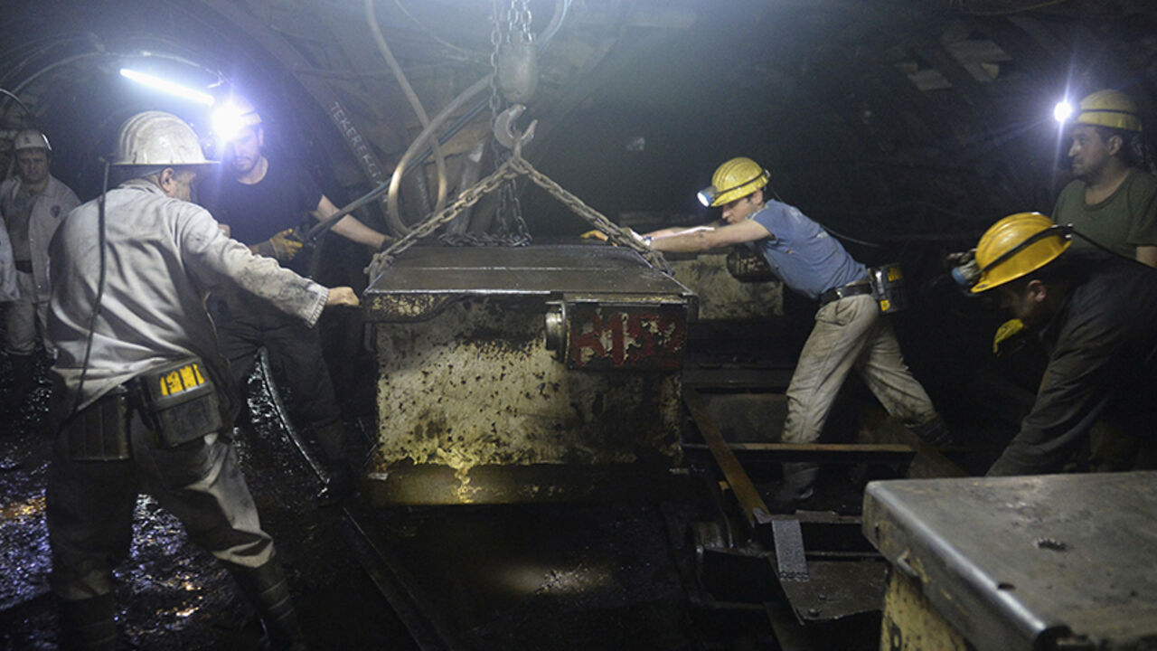 Miners work in coal mine in Black Sea city of Zonguldak Miners work in a coal mine in the Black Sea city of Zonguldak, northern Turkey, December 5, 2013. Turkish mining experts said the country's rules and guidelines are not as extensive as some other countries. Turkey does not even have a specific set of safety regulations for the coal industry, said Dr. H. Sebnem Duzgun, a professor with the mining engineering department of Middle East Technical University in Ankara. Yet, with safety regulators across the world increasingly adopting an approach that puts more