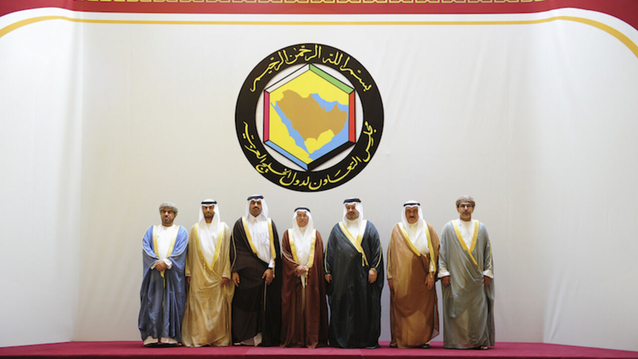 SAUDI-OIL/ From L-R: The Gulf Cooperation Council's (GCC) Assistant Secretary General Abdullah bin Juma al-Shibli, United Arab Emirates' Oil Minister Suhail Mohamed Al Mazrouei, Qatar's Minister of Energy and Industry Mohammed Saleh al-Sada, Saudi Oil Minister Ali al-Naimi, Bahrain's Minister of Finance Sheikh Ahmed Bin Mohammed al-Khalifa, Kuwait's Minister of Finance Mustafa al-Shamali and Oman's Oil Minister Mohamed bin Hamad Al Rumhi pose for a group photo during a meeting of Gulf Arab oil ministers in Riyadh Sept