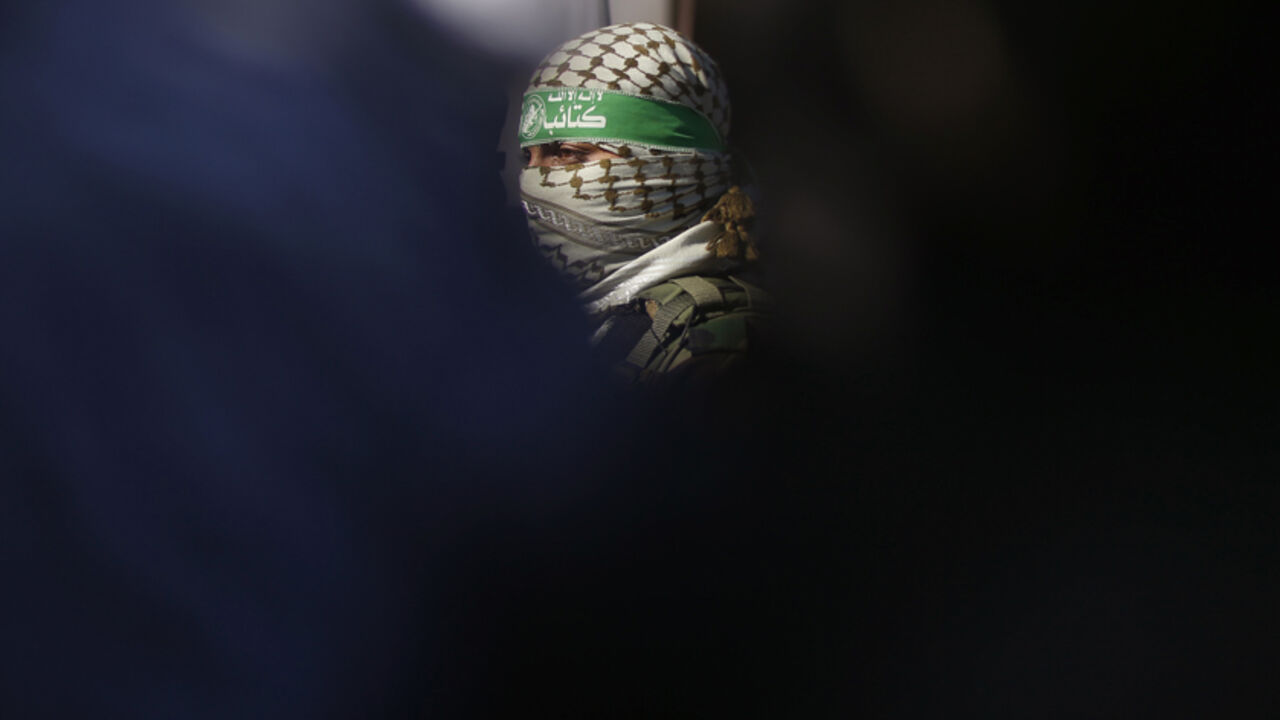 EGYPT-GAZA/BORDER A Palestinian militant of Hamas' armed wing takes part in a news conference with other representatives of various Palestinian armed factions to condemn the decision of an Egyptian court that banned Hamas' armed wing, in Gaza City February 5, 2015. An Egyptian court last week banned Hamas' armed wing and listed it as a terrorist organization, prompting Hamas to reject Egypt as a mediator between Israel and the Palestinians, a role it has played for decades.
REUTERS/Suhaib Salem (GAZA - Tags: POLITICS MILITA