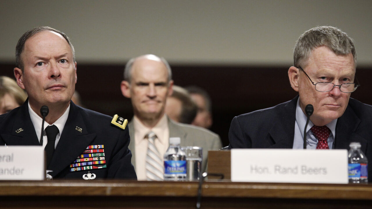 USA-CYBERSECURITY/ General Keith Alexander (L), commander of the U.S. Cyber Command, director of the National Security Agency (NSA) and chief of the Central Security Service (CSS), and Rand Beers, acting deputy secretary of the Department of Homeland Security, testify before the Senate Appropriations Committee hearing on Cybersecurity: Preparing for and Responding to the Enduring Threat, on Capitol Hill in Washington June 12, 2013. REUTERS/Yuri Gripas (UNITED STATES - Tags: POLITICS MILITARY SCIENCE TECHNOLOGY) - RTX10LGS