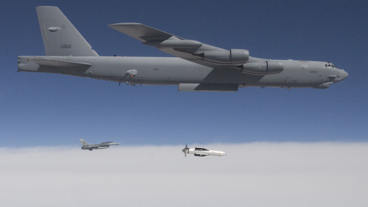 b52mop.jpg