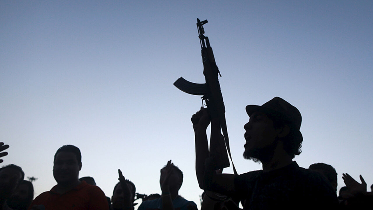 LIBYA-SECURITY/ People take part in a protest against candidates for a national unity government proposed by U.N. envoy for Libya Bernardino Leon, in Benghazi, Libya October 9, 2015. The United Nations proposed a national unity government to Libya's warring factions on Thursday to end their conflict, but the deal faces resistance from Tripoli's self-declared rulers and hardliners on the ground. REUTERS/Esam Omran Al-Fetori - RTS3T3P