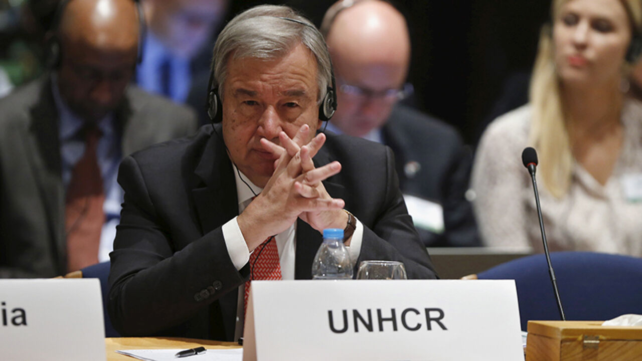MIDEAST-CRISIS/JORDAN United Nations High Commissioner for Refugees Antonio Guterres attends the 2015 Organization for Security and Co-operation in Europe (OSCE) Mediterranean Conference at the Dead Sea beach, west of Amman, Jordan, October 20, 2015. REUTERS/Muhammad Hamed - RTS5928