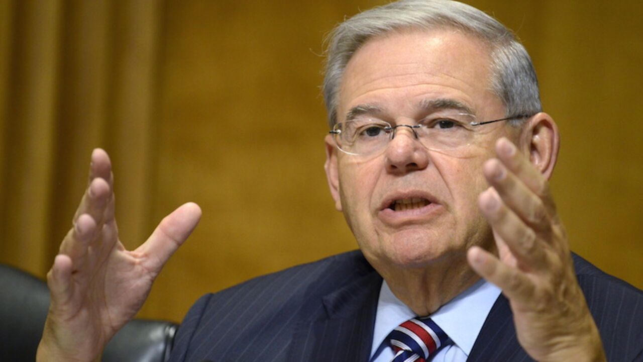 USA-SENATE/ Senator Robert Menendez (D-NJ), a member of the Senate Foreign Relations Committee, makes remarks during hearings on "Corruption, Global Magnitsky and Modern Slavery - A Review of Human Rights Around the World", on Capitol Hill in Washington, July 16, 2015. Representatives from the State Department and human rights organizations testified on countries like Iraq, Malaysia and Cuba. REUTERS/Mike Theiler - RTX1KL3A