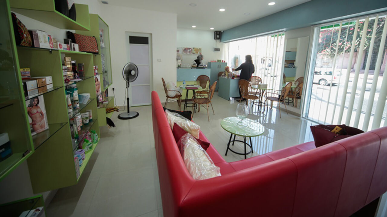 Venus_Cafe.jpg
