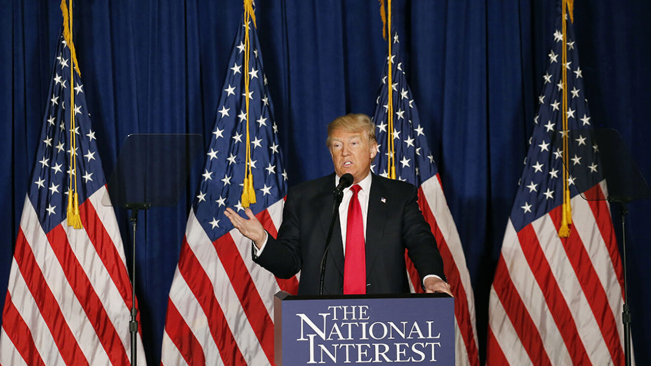 Republican U.S. presidential candidate Donald Trump delivers a foreign policy speech at the Mayflower Hotel in Washington, US April 27, 2016.          REUTERS/Jim Bourg  - RTX2BXBK