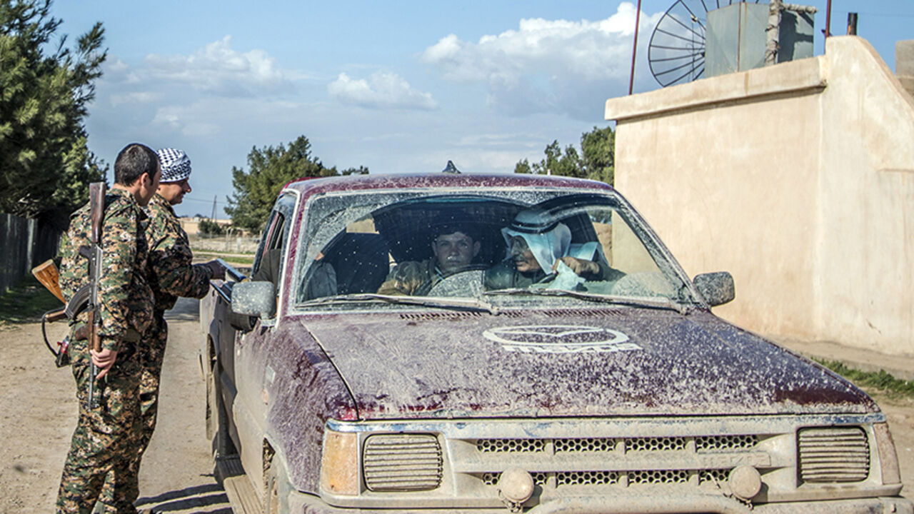 MIDEAST-CRISIS/SYRIA-KURDS Kurdish People's Protection Units (YPG) fighters man a checkpoint near Tel Hamis in northeast Syria March 1, 2015.
Kurdish forces dealt a blow to Islamic State by capturing Tel Hamis, an important town, on Friday in the latest stage of a powerful offensive in northeast Syria, a Kurdish militia spokesman said. The capture of Tel Hamis was announced by the Kurdish YPG militia and confirmed by the Syrian Observatory for Human Rights, which monitors the country's civil war. Picture taken March 1, 2015. REUTERS