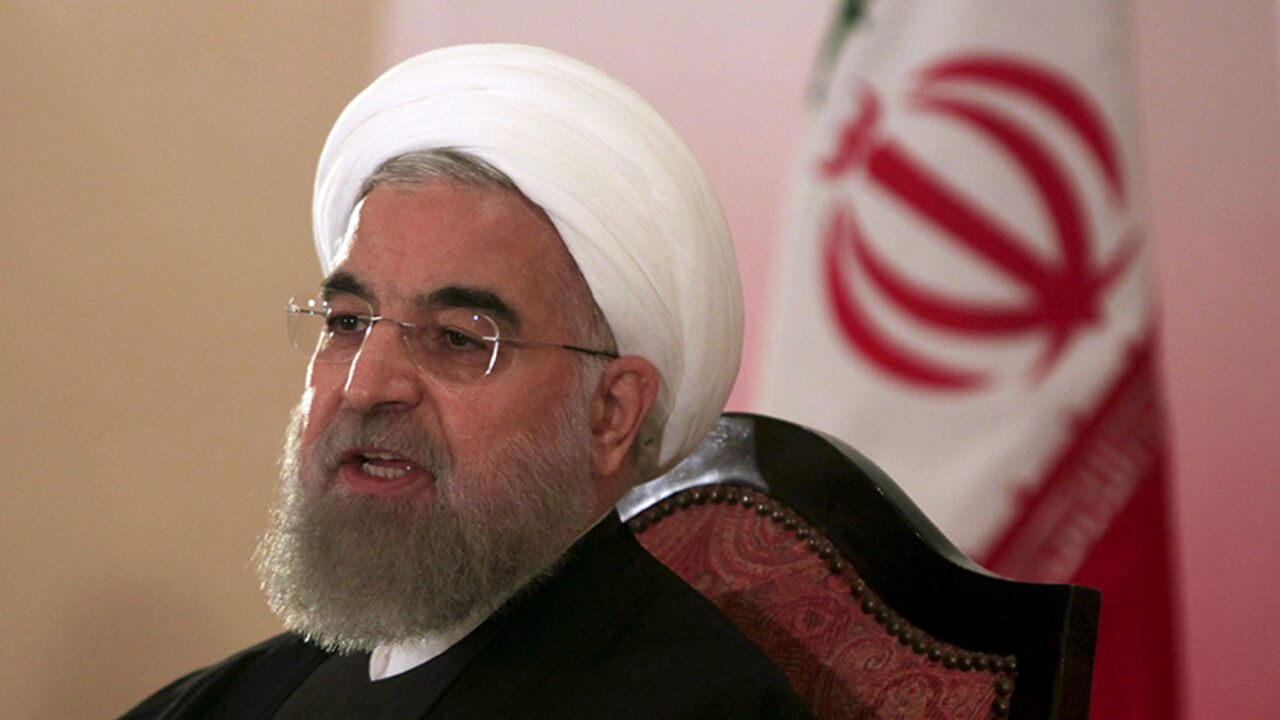 IRAN-SANCTIONS/ Iran's President Hassan Rouhani speaks during a news conference in Islamabad, Pakistan, March 26, 2016. REUTERS/Faisal Mahmood/File Photo - RTSFNKI