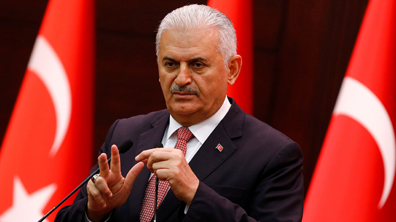 ISRAEL-TURKEY/YILDIRIM Turkey's Prime Minister Binali Yildirim addresses the media in Ankara, Turkey, June 27, 2016. REUTERS/Umit Bektas - RTX2IFQI