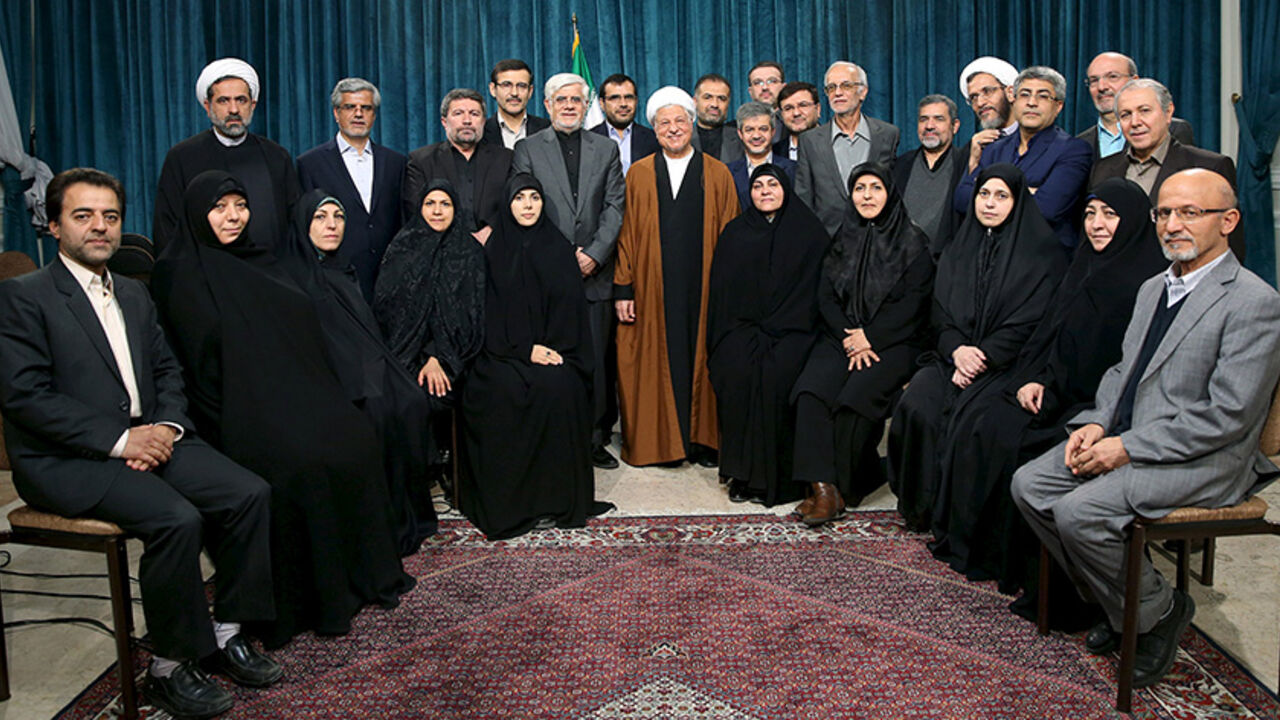 IRAN-ELECTION/ Iran's former president Ali Akbar Hashemi Rafsanjani (C), Iranian former vice president Mohammad Reza Aref (centre, L) and a group of reformists pose for a photo in Tehran February 22, 2016. REUTERS/Mohammad Kazempour/TIMA TPX IMAGES OF THE DAY ATTENTION EDITORS - THIS IMAGE WAS PROVIDED BY A THIRD PARTY. REUTERS IS UNABLE TO INDEPENDENTLY VERIFY THE AUTHENTICITY, CONTENT, LOCATION OR DATE OF THIS IMAGE. IT IS DISTRIBUTED EXACTLY AS RECEIVED BY REUTERS, AS A SERVICE TO CLIENTS. FOR EDITORIAL USE ON