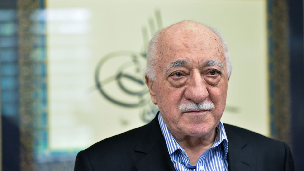 TURKEY-SECURITY/ U.S. based cleric Fethullah Gulen at his home in Saylorsburg, Pennsylvania, U.S. July 29, 2016. REUTERS/Charles Mostoller - RTSKAI2