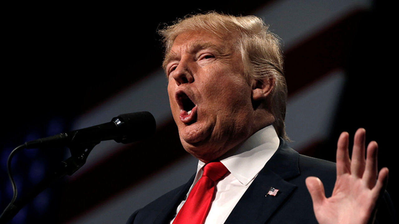 USA-ELECTION/TRUMP Republican presidential nominee Donald Trump speaks at a campaign rally in Reno, Nevada, U.S., October 5, 2016. REUTERS/Mike Segar - RTSQY5I