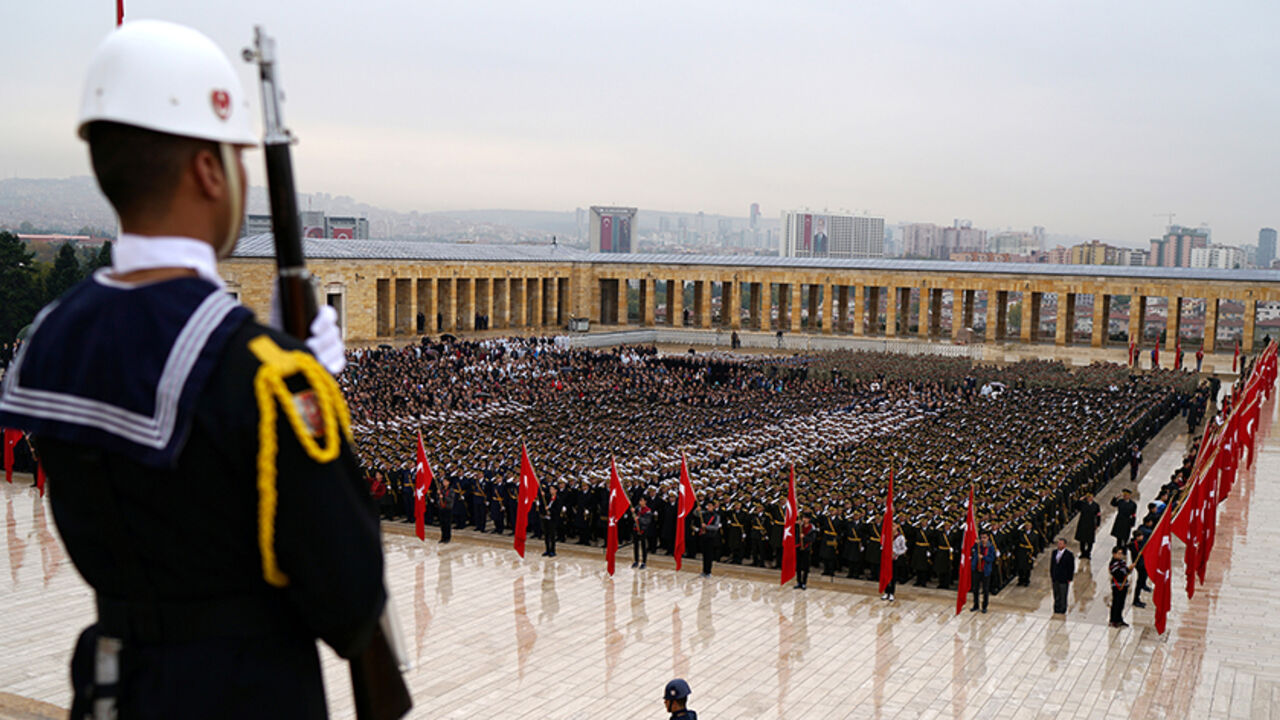TURKEY-ANNIVERSARY/ Turkish army officers stand at attention during a Republic Day ceremony at Anitkabir, the mausoleum of modern Turkey's founder Ataturk, to mark the republic's anniversary in Ankara, Turkey, October 29, 2016. REUTERS/Umit Bektas - RTX2QXNK