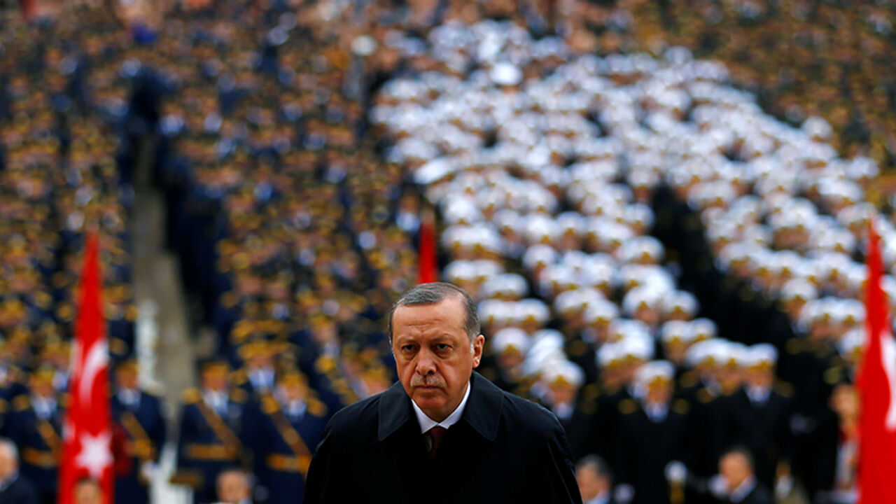 TURKEY-ANNIVERSARY/ Turkey's President Tayyip Erdogan attends a Republic Day ceremony at Anitkabir, the mausoleum of modern Turkey's founder Ataturk, to mark the republic's anniversary in Ankara, Turkey, October 29, 2016. REUTERS/Umit Bektas - RTX2QXOM