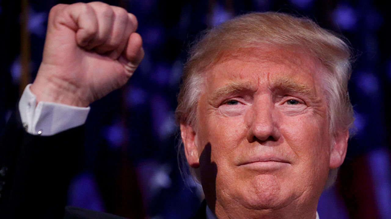 USA-ELECTION/TRUMP U.S. President-elect Donald Trump speaks at his election night rally in Manhattan, New York, U.S., November 9, 2016. REUTERS/Carlo Allegri TPX IMAGES OF THE DAY - RTX2SPX6