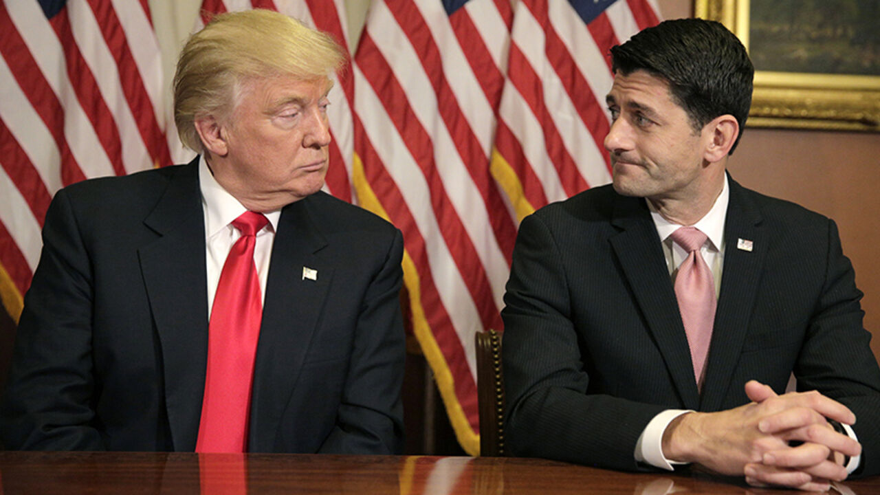 USA-ELECTION/TRUMP U.S. President-elect Donald Trump (L) meets with Speaker of the House Paul Ryan (R-WI) on Capitol Hill in Washington, U.S., November 10, 2016. REUTERS/Joshua Roberts - TPX IMAGES OF THE DAY - RTX2T38N