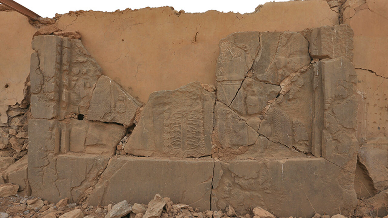 Remains of wall panels and colossal statues of winged bulls, destroyed by Islamic State militants are seen in the Assyrian city of Nimrud eastern bank of the Tigris River, south of Mosul, Iraq, November 16, 2016. REUTERS/Ari Jalal - RTX2TYP9