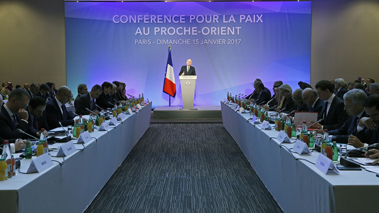 ISRAEL-PALESTINIANS/ French Minister of Foreign Affairs Jean-Marc Ayrault addresses delegates at the opening of the Mideast peace conference in Paris, January 15, 2017.Around 70 countries and international organisations are making a new push for a two-state solution in the Middle East at the conference in Paris. REUTERS/Thomas Samson/POOL - RTSVKTN