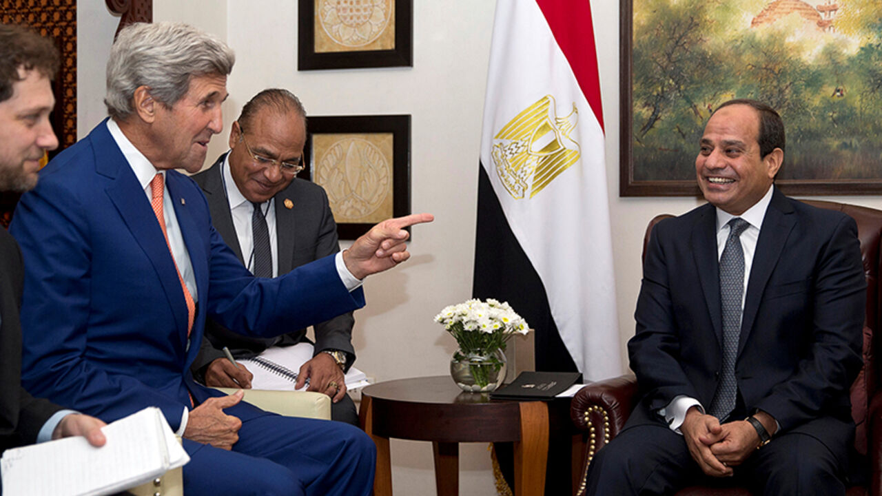 INDIA-EGYPT/ISIS U.S. Secretary of State John Kerry (2nd L) meets Egypt's President Abdel Fattah al-Sisi in New Delhi, India, September 1, 2016. REUTERS/Saurabh Das/Pool - RTX2NSZG