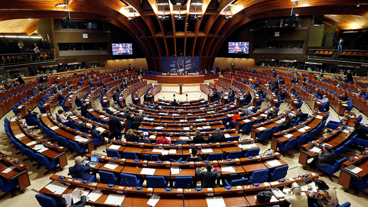 EUROPE-POLITICS/ Members of the Parliamentary Assembly of the Council of Europe take part in a debate on the functioning of democratic institutions in Turkey, at the Council of Europe in Strasbourg, France, April 25, 2017. REUTERS/Vincent Kessler - RTS13SUB