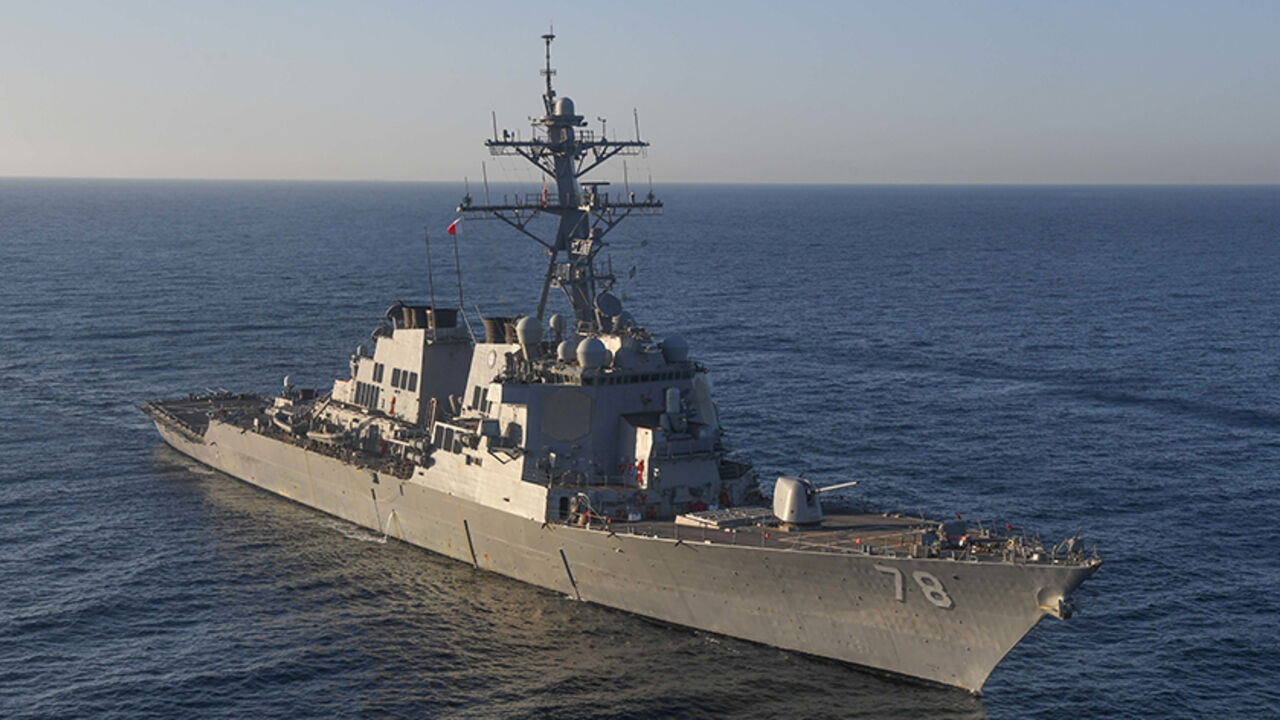 MIDEAST-CRISIS/SYRIA The guided-missile destroyer USS Porter (DDG 78) transits the Mediterranean Sea on March 9, 2017. Ford Williams/Courtesy U.S. Navy/Handout via REUTERS ATTENTION EDITORS - THIS IMAGE WAS PROVIDED BY A THIRD PARTY. EDITORIAL USE ONLY. - RTX34H5Z