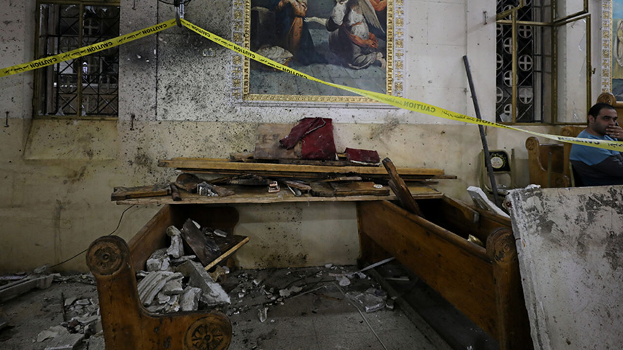 EGYPT-VIOLENCE/CHURCH The aftermath of an explosion that took place at a Coptic church on Sunday in Tanta, Egypt, April 9, 2017. REUTERS/Mohamed Abd El Ghany - RTX34UA2