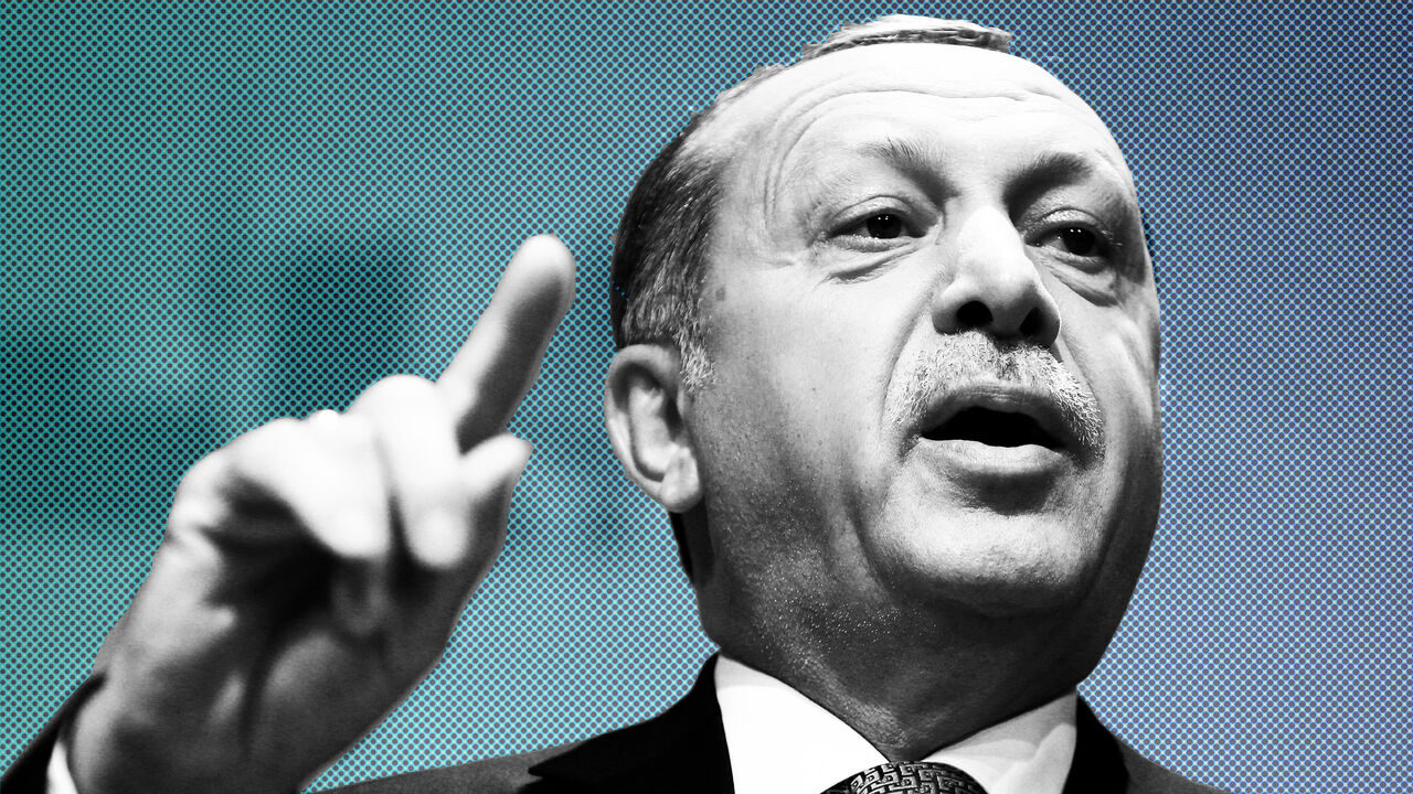 G20-GERMANY/ Turkish President Recep Tayyip Erdogan speaks during a news conference to present the outcome of the G20 leaders summit in Hamburg, Germany July 8, 2017. REUTERS/Wolfgang Rattay TPX IMAGES OF THE DAY - RTX3ANDU