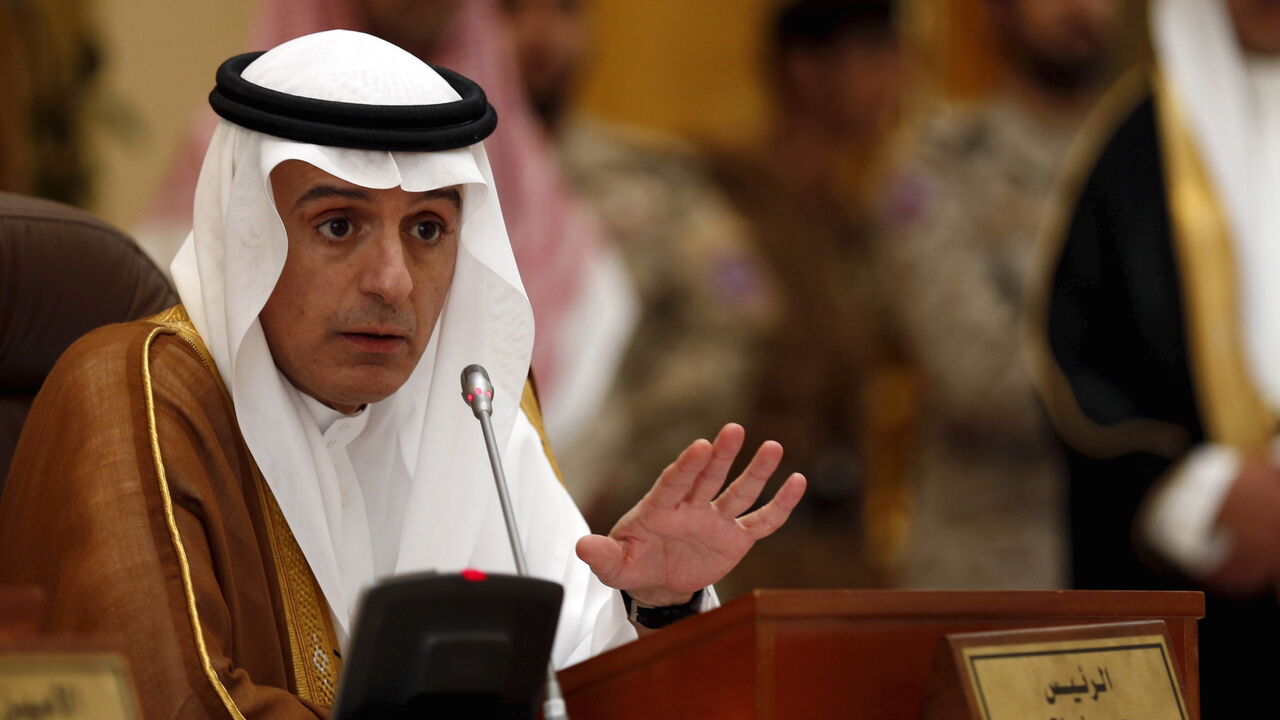 SAUDI-IRAN/ Saudi Arabia's Foreign Minister Adel al-Jubeir gestures during a news conference after an extraordinary meeting of the foreign ministers of the Gulf Cooperation Council (GCC), in Riyadh January 9, 2016. REUTERS/Faisal Al Nasser - GF20000088982