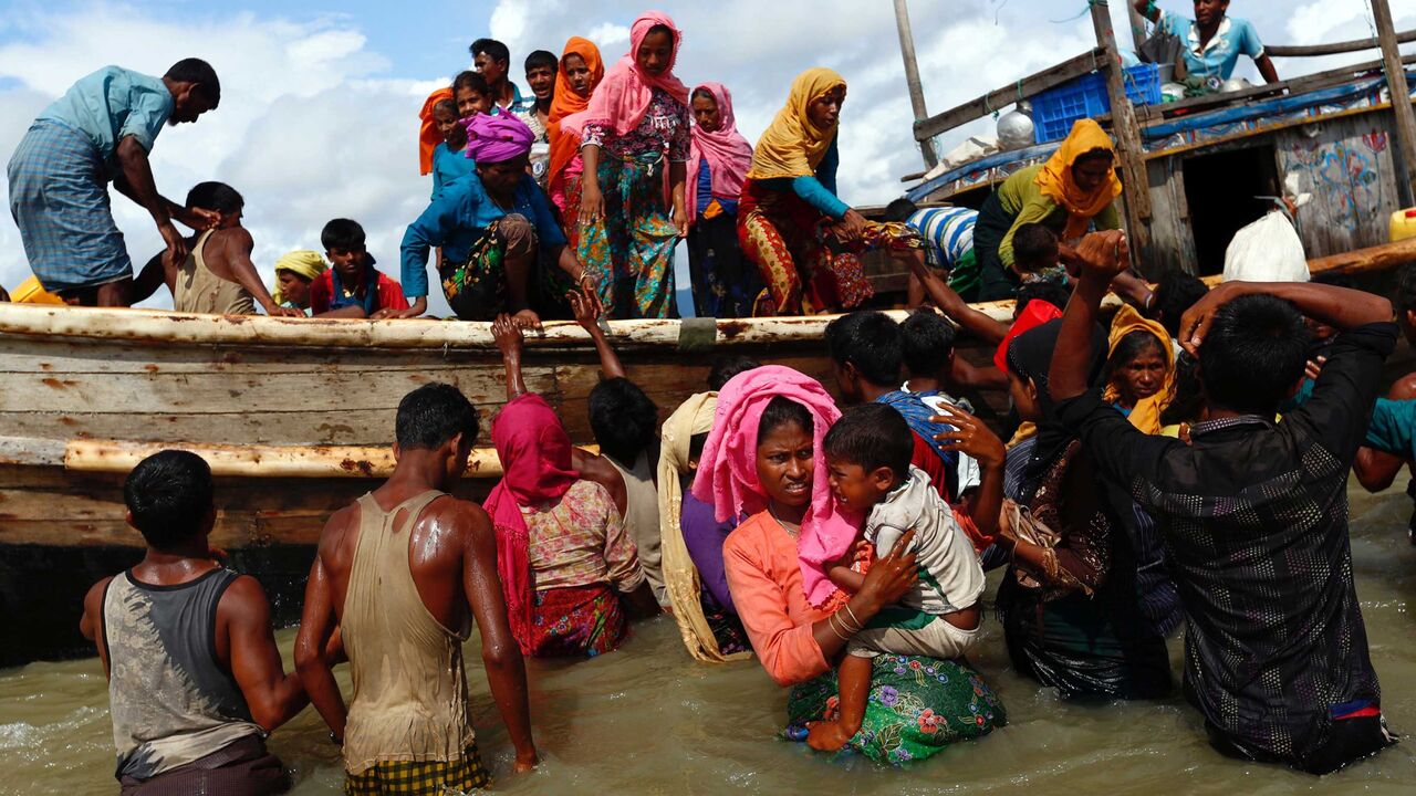 MYANMAR-ROHINGYA/BANGLADESH RTX3FPLU.jpg