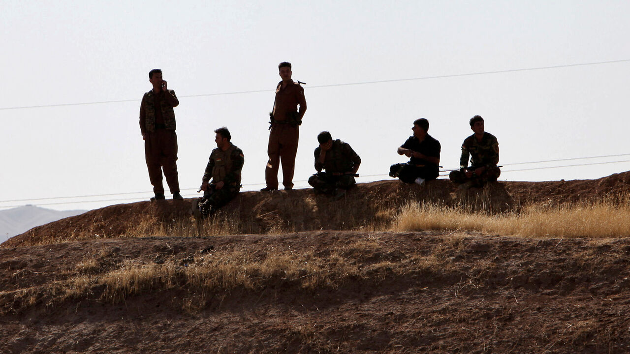 Kurdish Peshmarga forces are seen near Altun Kupri, between Kirkuk and Erbil, Iraq October 20, 2017. REUTERS/Azad Lashkari     TPX IMAGES OF THE DAY - RC18B4882C00