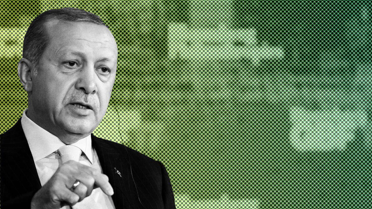 BLOOMBERG-FORUM/ Turkish President Recep Tayyip Erdogan speaks at the Bloomberg Global Business Forum in New York City, U.S., September 20, 2017. REUTERS/Brendan McDermid - RC1570E02590