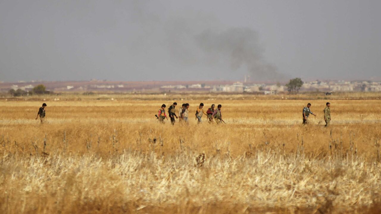 MIDEAST-CRISIS-SYRIA-TURKEY RTX2PXRI.jpg