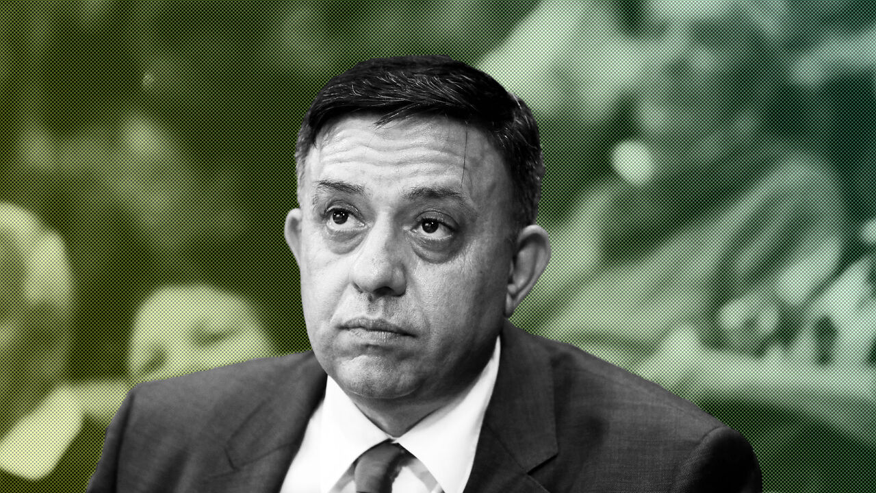 Avi Gabbay, head of the opposition Labour party, attends a conference of Israeli think tank Mitvim, the Israeli Institute for Regional Foreign Policies, in Jerusalem on November 1, 2017. / AFP PHOTO / MENAHEM KAHANA        (Photo credit should read MENAHEM KAHANA/AFP/Getty Images)
