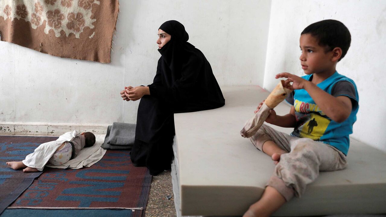 MIDEAST-CRISIS/SYRIA-RAQQA RTS1ARQN.jpg