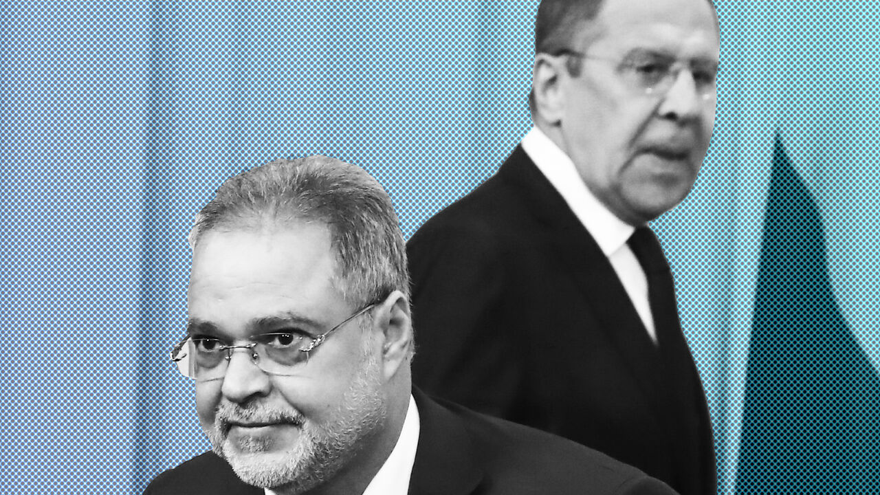 Yemeni Foreign Minister Abdel-Malek al-Mekhlafi and Russian Foreign Minister Sergei Lavrov arrive for a joint news conference following their meeting in Moscow, Russia January 22, 2018. REUTERS/Maxim Shemetov - UP1EE1M0TSQ8N