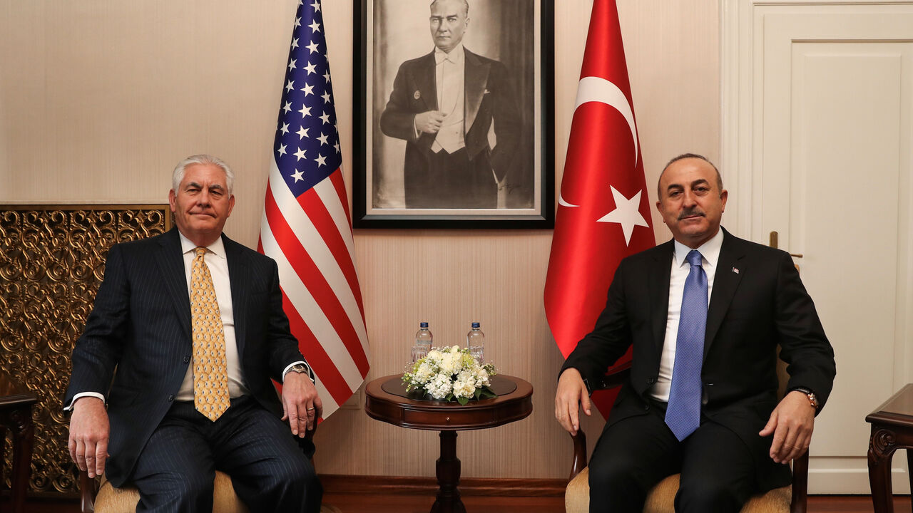 USA-TILLERSON/TURKEY Turkish Foreign Minister Mevlut Cavusoglu meets U.S. Secretary of State Rex Tillerson in Ankara, Turkey, February 16, 2018. REUTERS/Cem Ozdel/Pool - RC168F133660