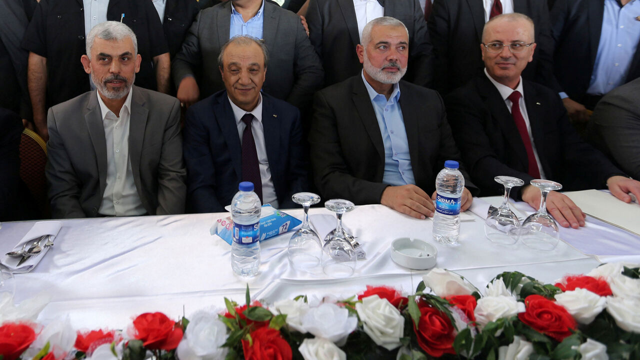 PALESTINIANS-RECONCILIATION/ RTS1ESTF.jpg