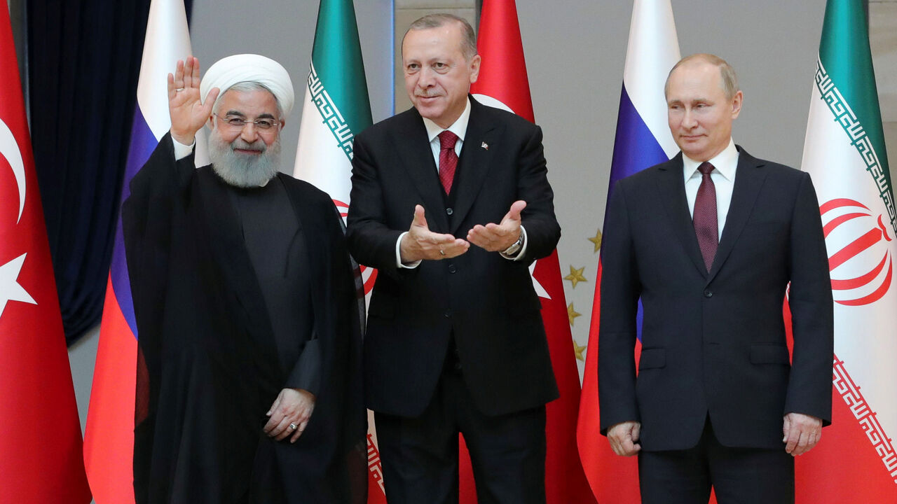 MIDEAST-CRISIS/SYRIA-TURKEY RTX5GABG.jpg