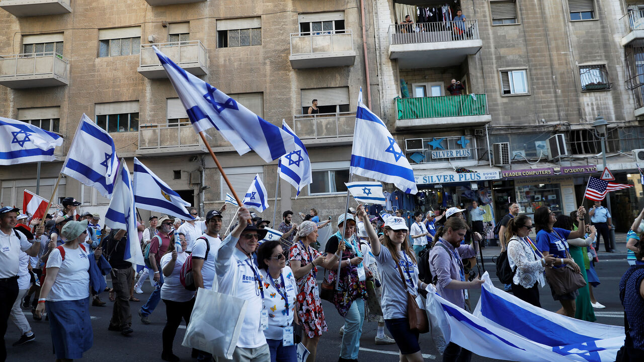 ISRAEL-INDEPENDENCE/MARCH People take part in the March of the Nations, in which Christians from around the world and Israelis protest against anti-Semitism and in support of Israel, in Jerusalem, May 15, 2018. REUTERS/Ronen Zvulun - RC17EC9CD0C0